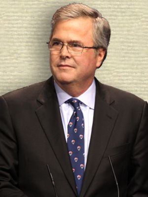 Photo of Jeb Bush, head and shoulders, facing half left