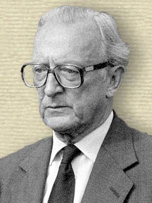 Photo of Lord Carrington, b/w, head and shoulders, facing half left