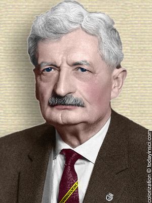 Photo of Hermann Oberth, head and shoulders facing forward, colorization © todayinsci.com