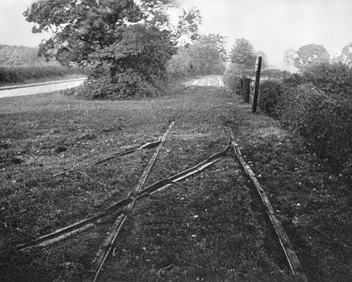 Photo of a remnant of the tracks of an Outram Way.