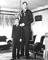 Thumbnail - Tallest human